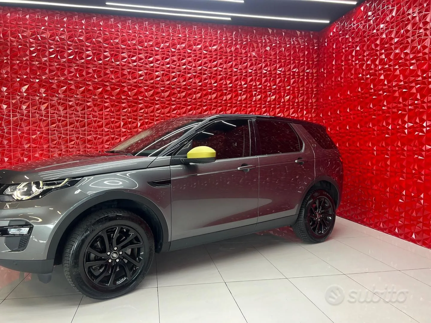 Land Rover Discovery Sport 2018 photo 5