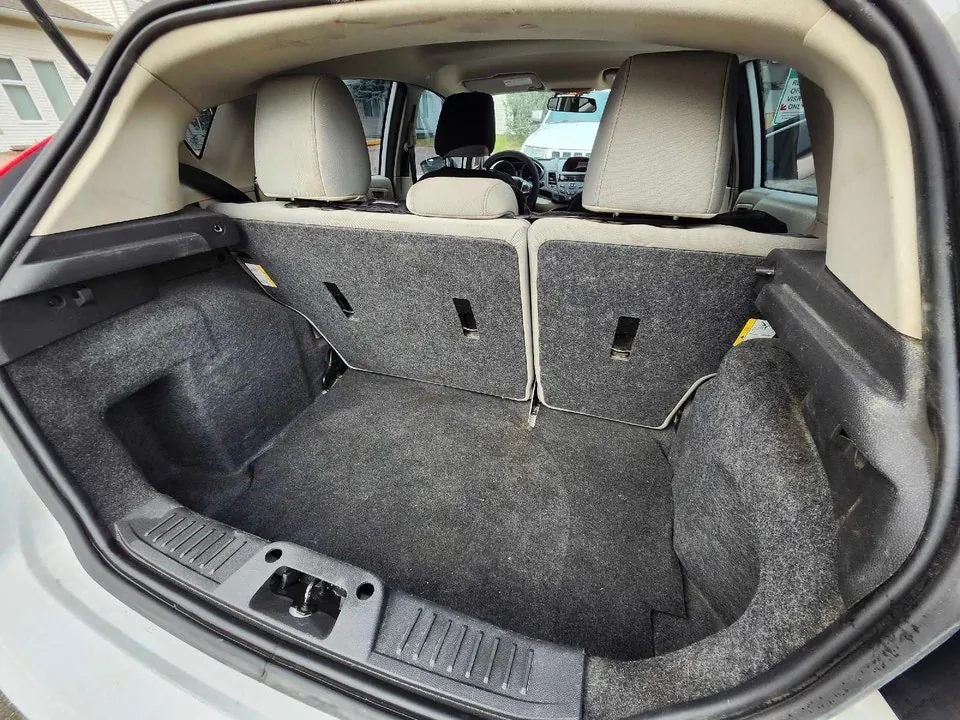 Ford Fiesta 2011 photo 5