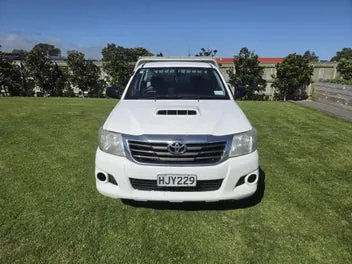 Toyota Hilux 2014 photo 4
