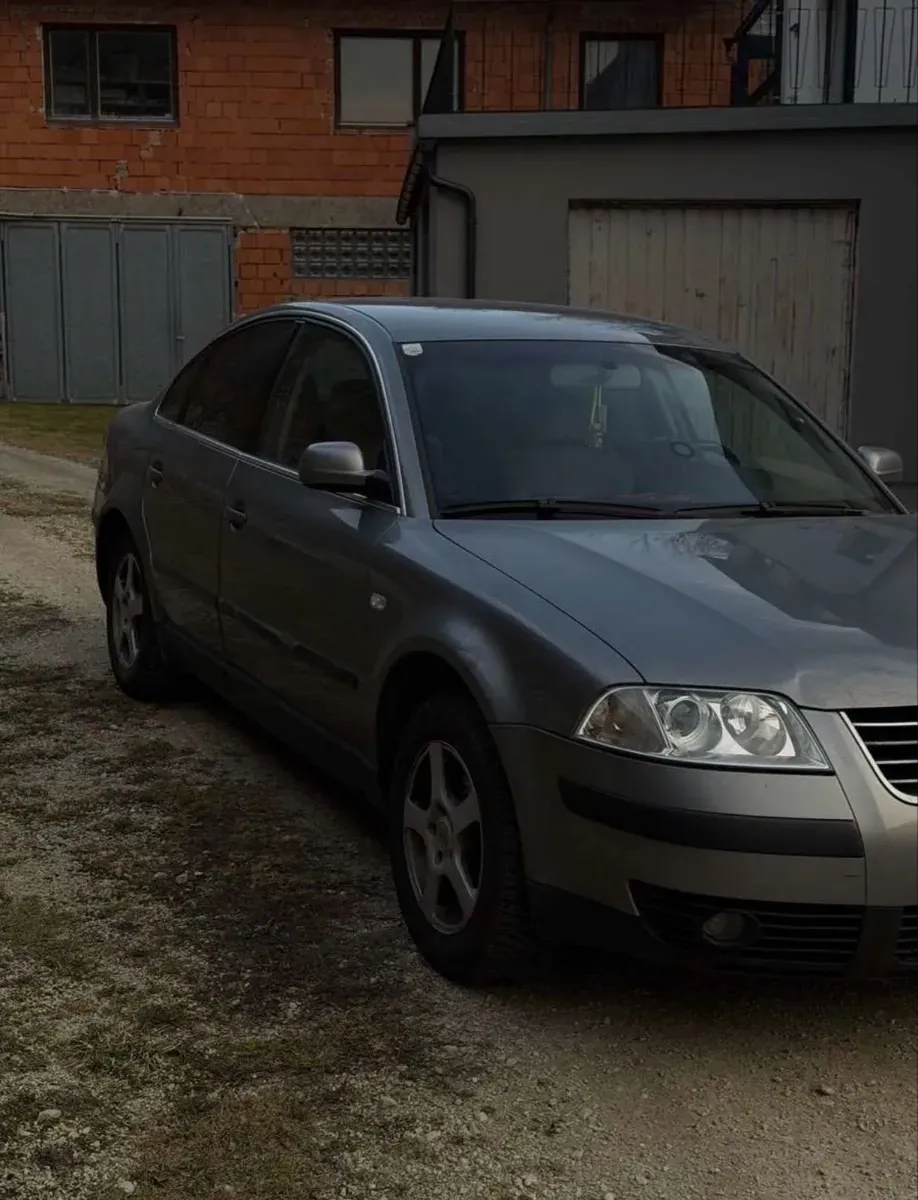 Volkswagen Passat 2003 photo 3