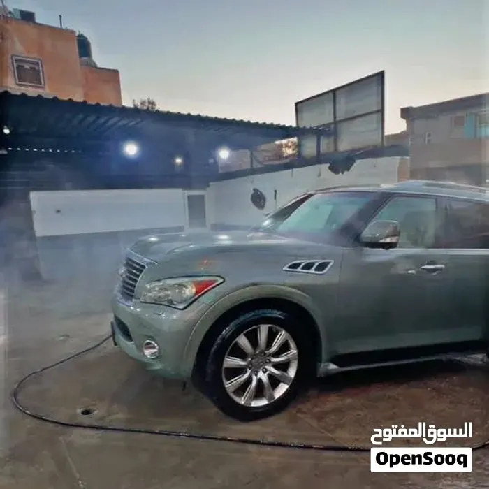 Infiniti Qx56