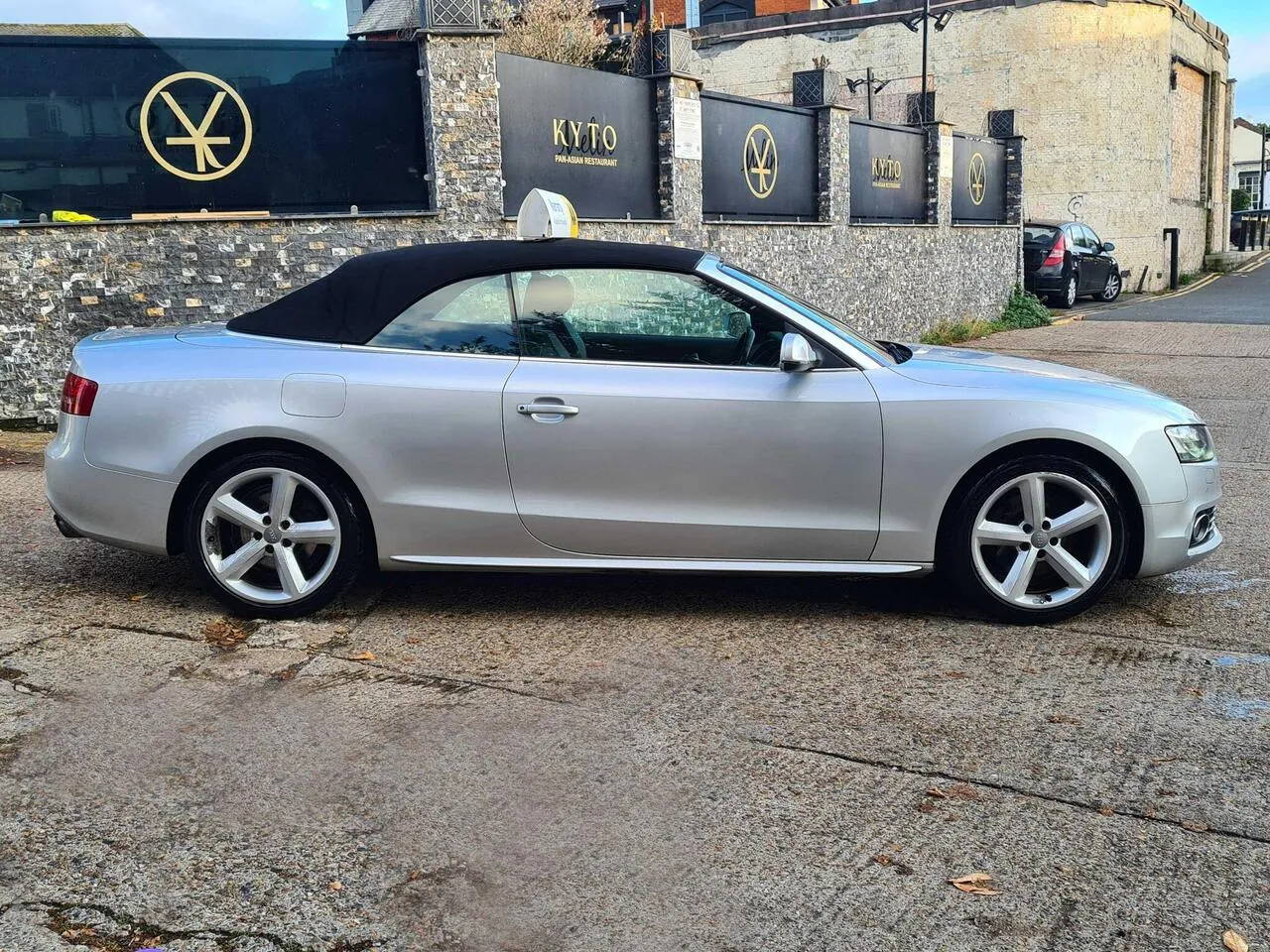 Audi A5 Cabriolet 2010 photo 5