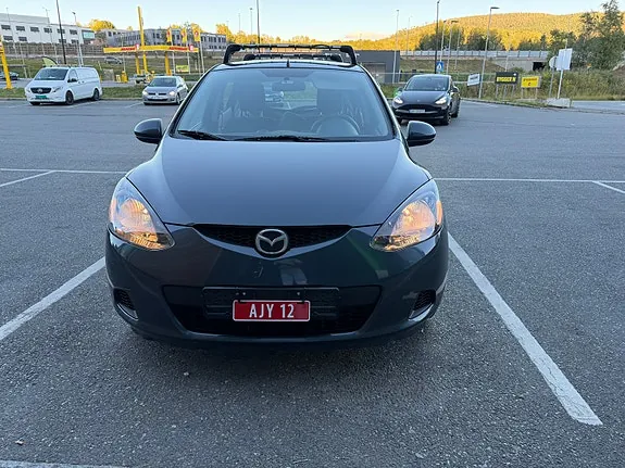 Mazda 2
