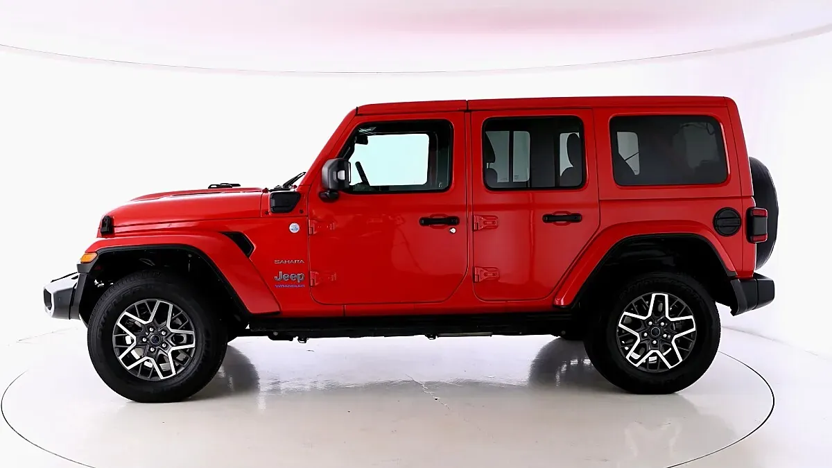 Jeep Wrangler 2024 photo 2