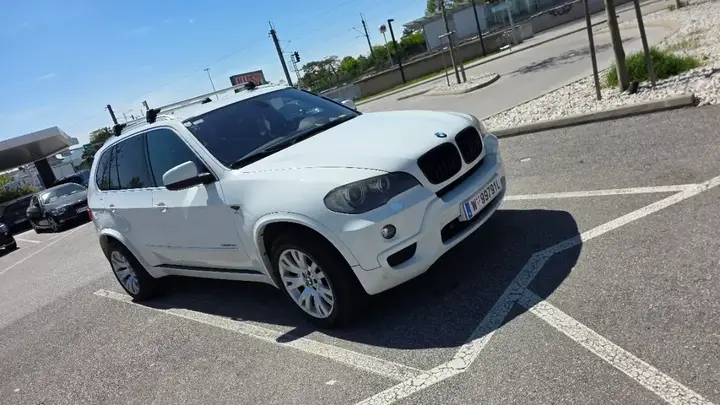 BMW X5 2009 photo 3