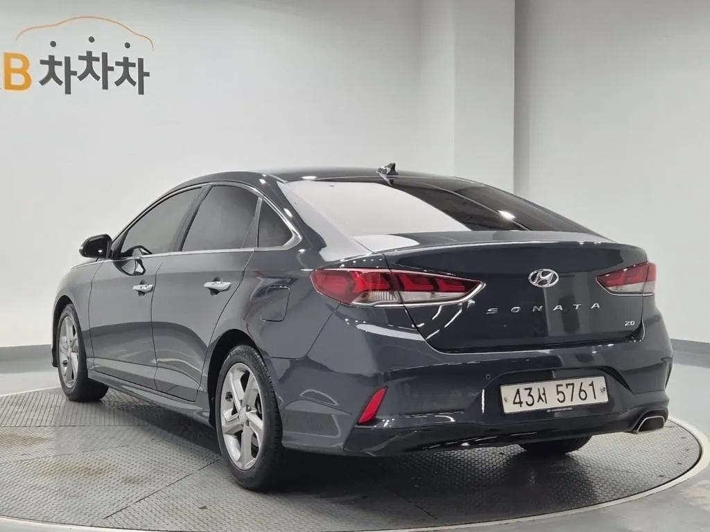Hyundai Sonata 2018 photo 2