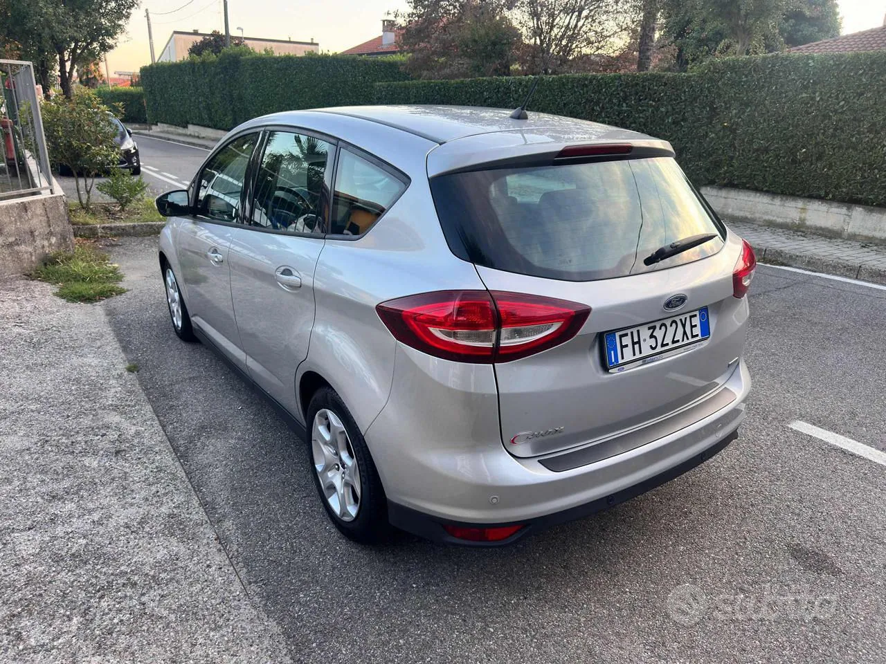 Ford C-Max 2017 photo 4