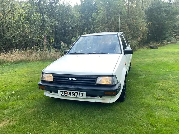 Toyota Starlet 1987 photo 3
