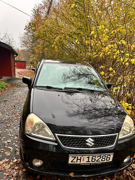 Suzuki Liana 2005 photo 3