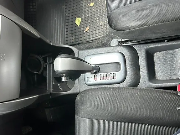 Suzuki Liana