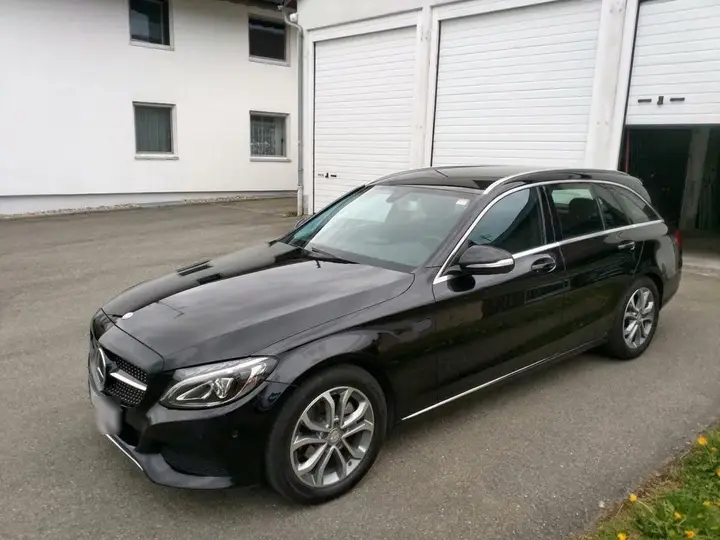 Mercedes-Benz C180