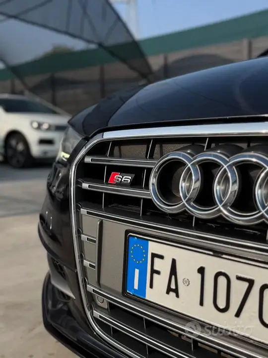 Audi A6 Avant 2012 photo 3