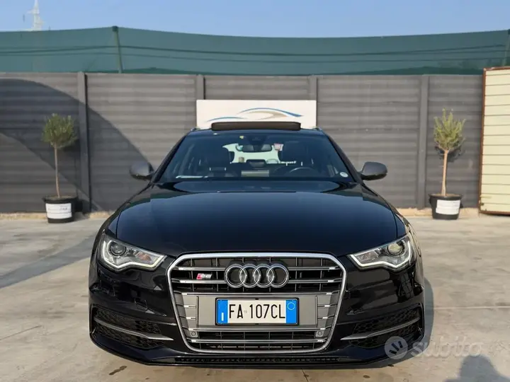 Audi A6 Avant 2012 photo 2