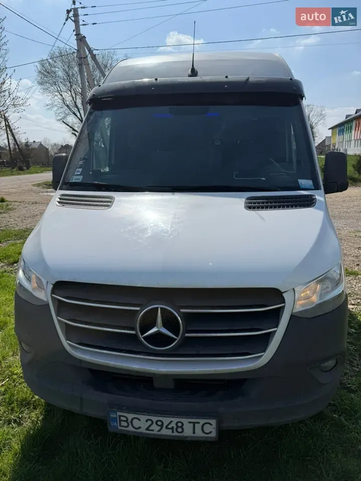 Mercedes-Benz Sprinter