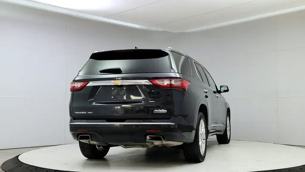 Chevrolet Traverse 2021 photo 4