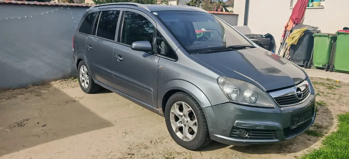 Opel Zafira 2007 photo 3