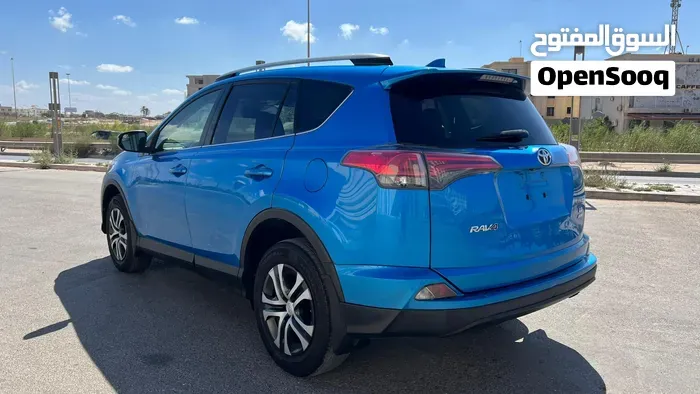 Toyota Rav4 2017 photo 2