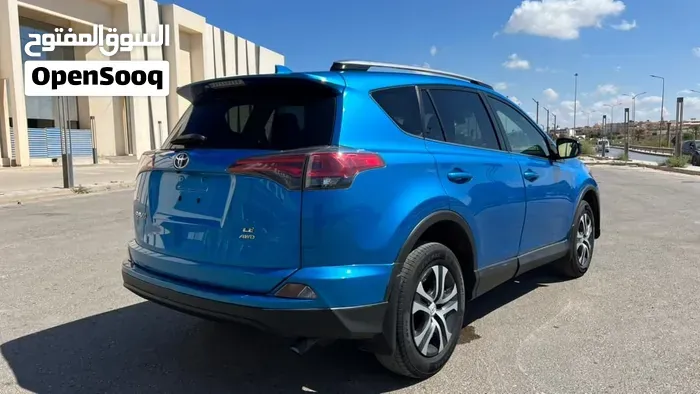 Toyota Rav4 2017 photo 3