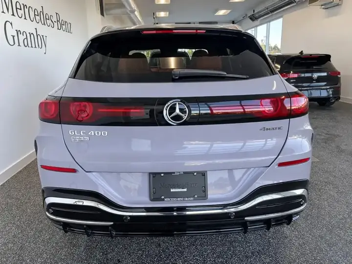 Mercedes-Benz Glc 2027 photo 3