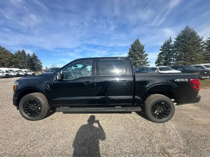 Ford F-150 2026 photo 3