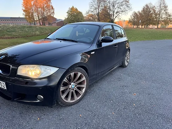 BMW 118D 2006 photo 3