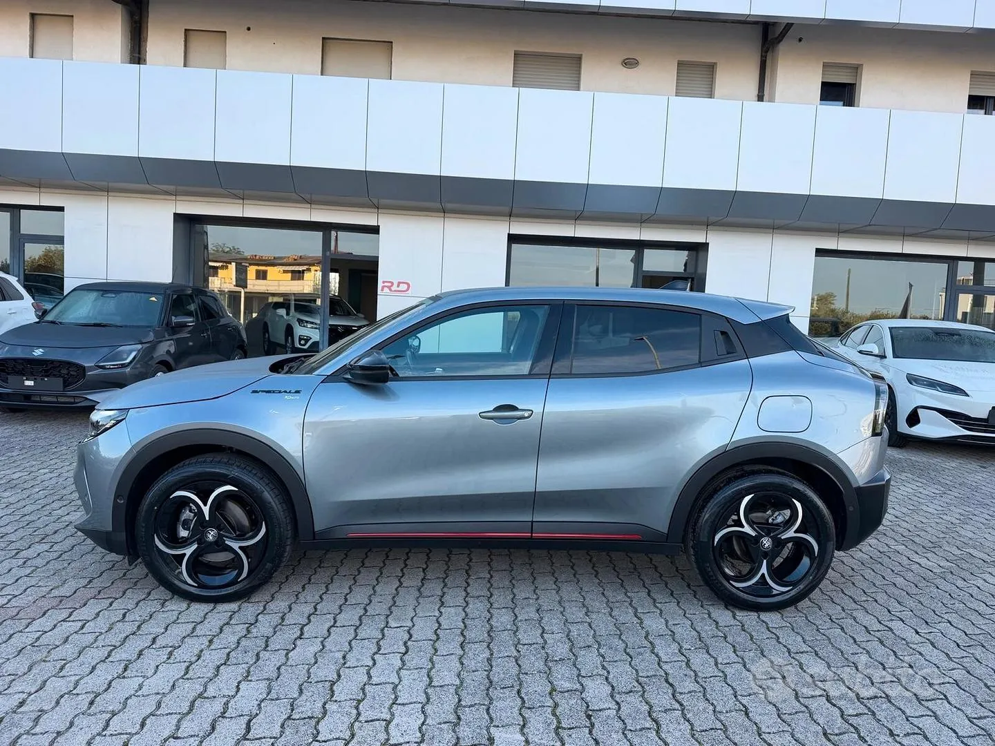 Alfa Romeo Junior 2025 photo 3