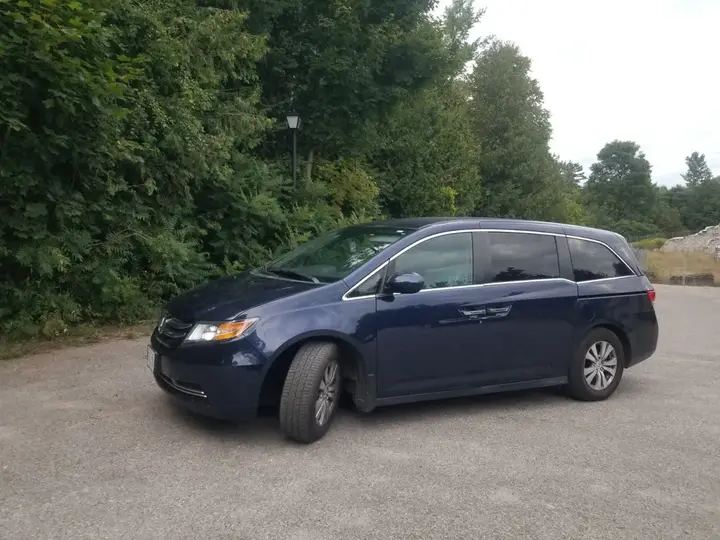 Honda Odyssey 2015 photo 4