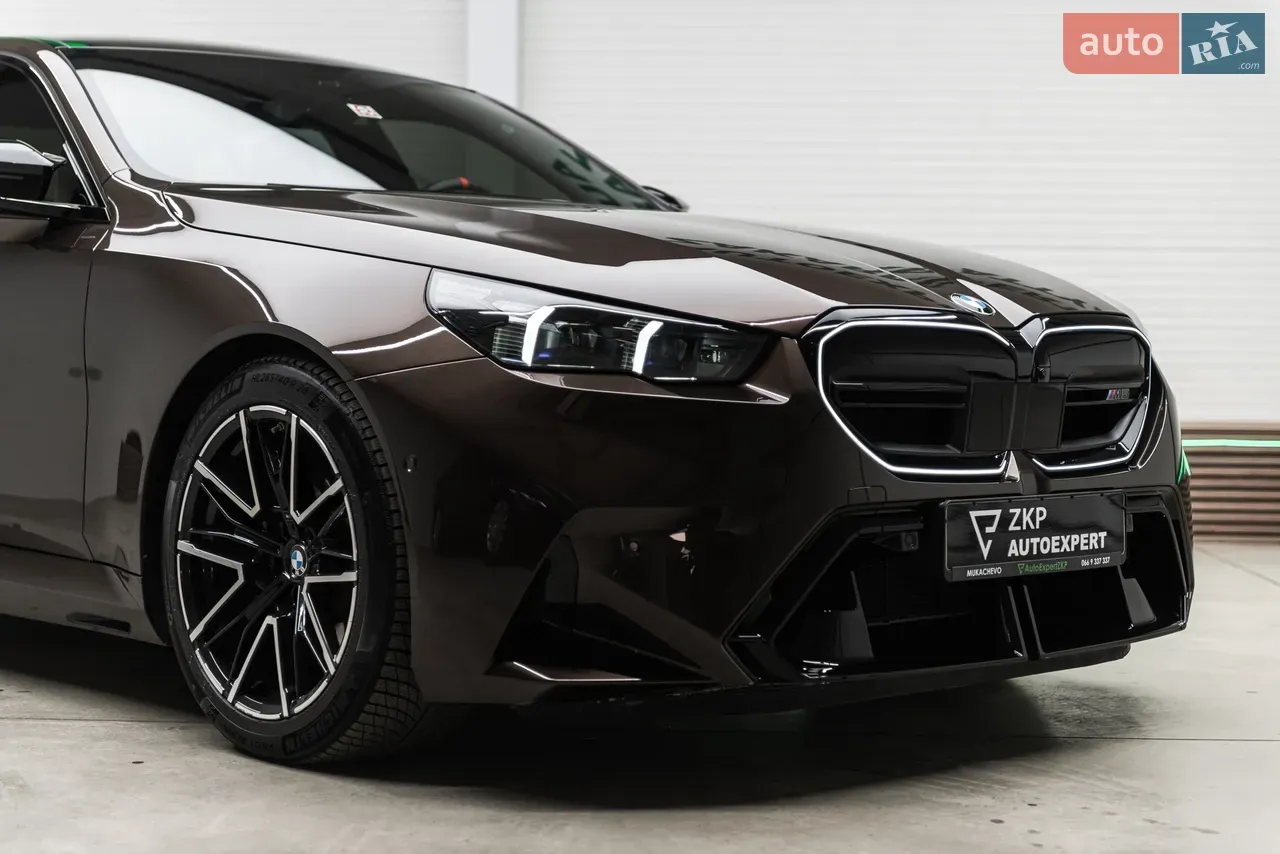 BMW M5 2025 photo 2
