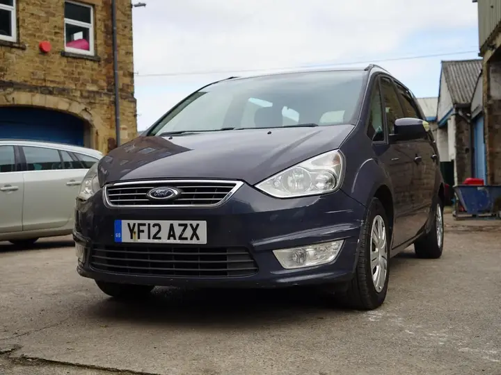 Ford Galaxy 2012 photo 5