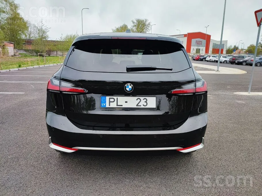 BMW 2 Series 2023 photo 5