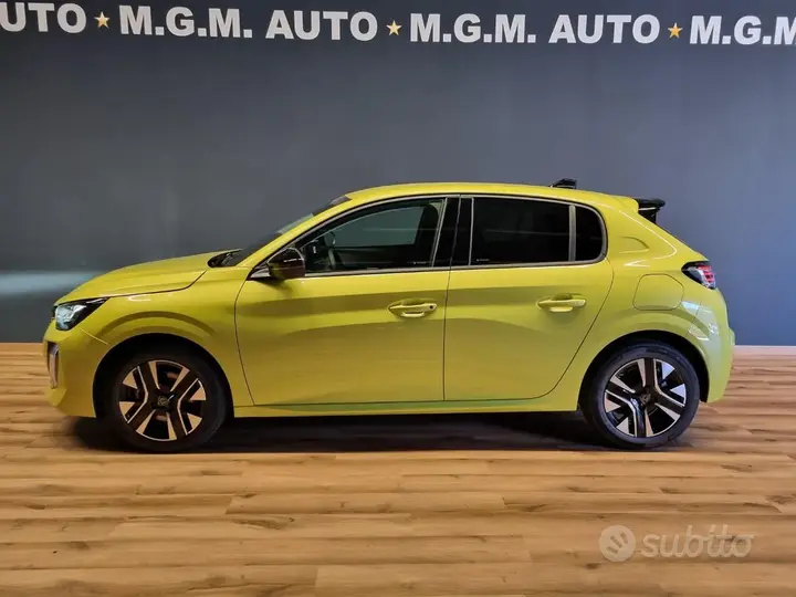 Peugeot 208 2026 photo 2