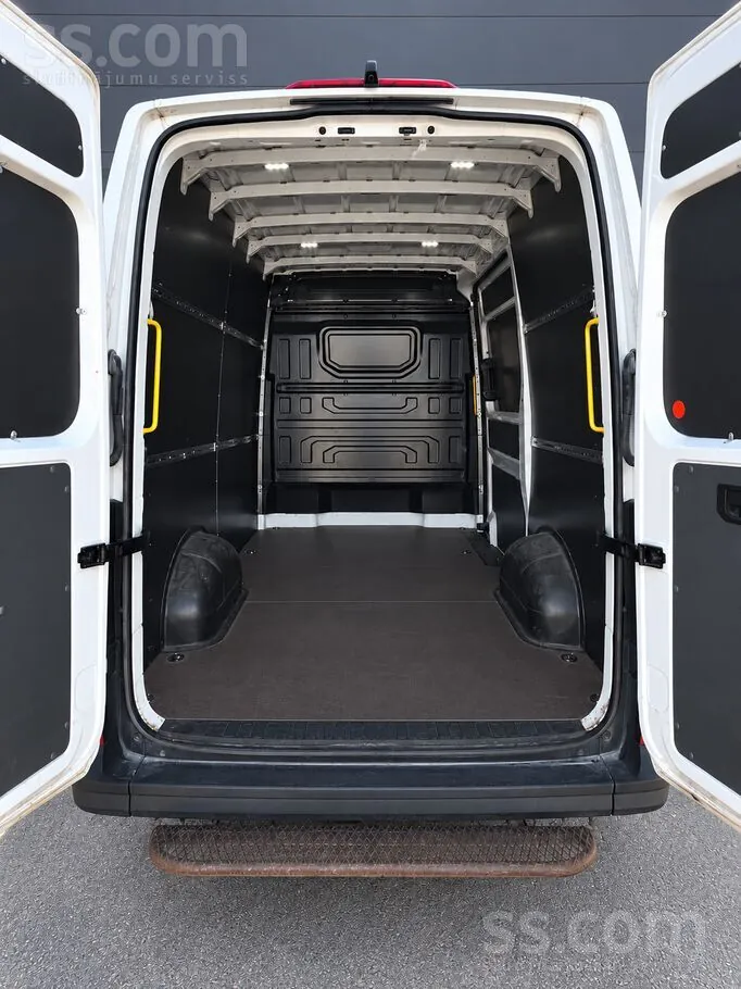 Volkswagen Crafter 2021 photo 3