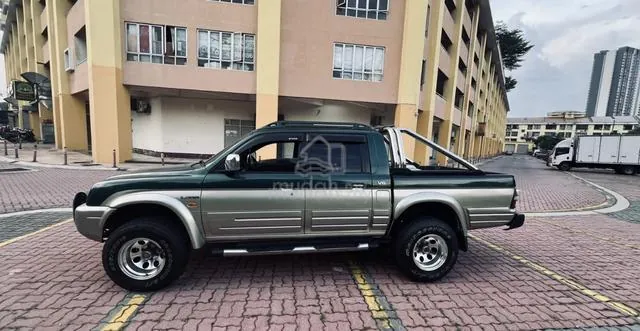 Mitsubishi Storm