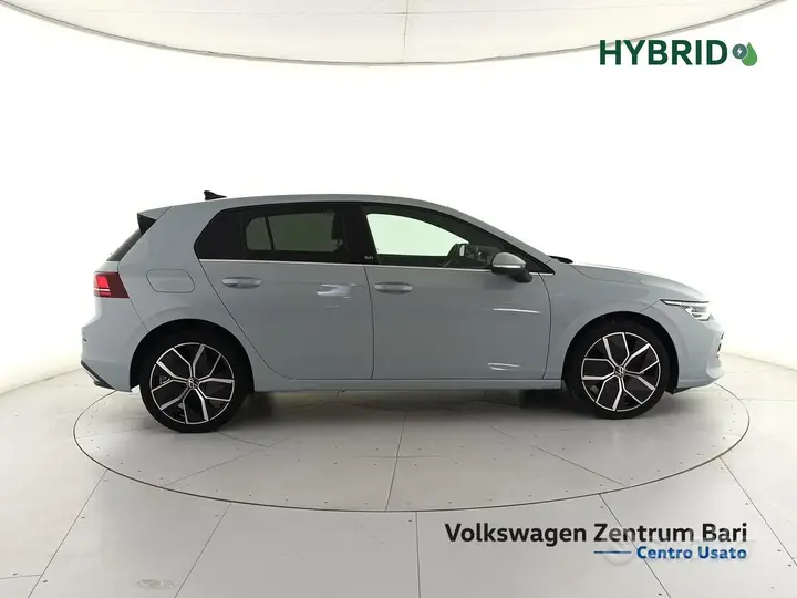 Volkswagen Golf 2024 photo 5