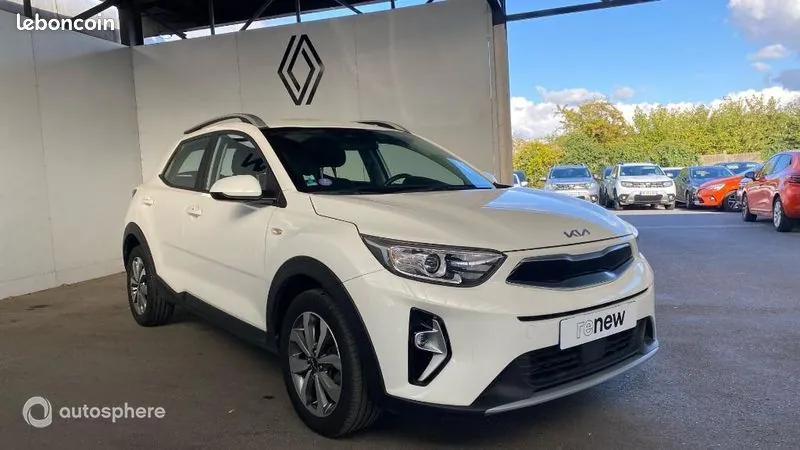 Kia Stonic 2023 photo 3