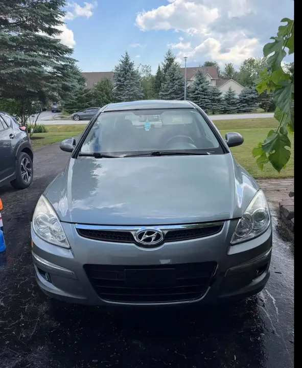 Hyundai Elantra 2010 photo 3