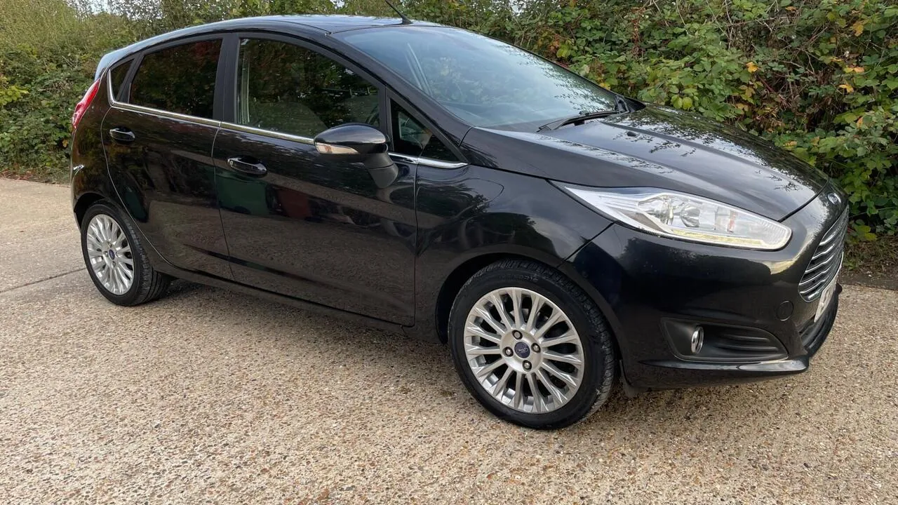Ford Fiesta 2015 photo 3