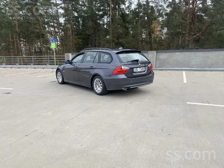 BMW 320D 2008 photo 4