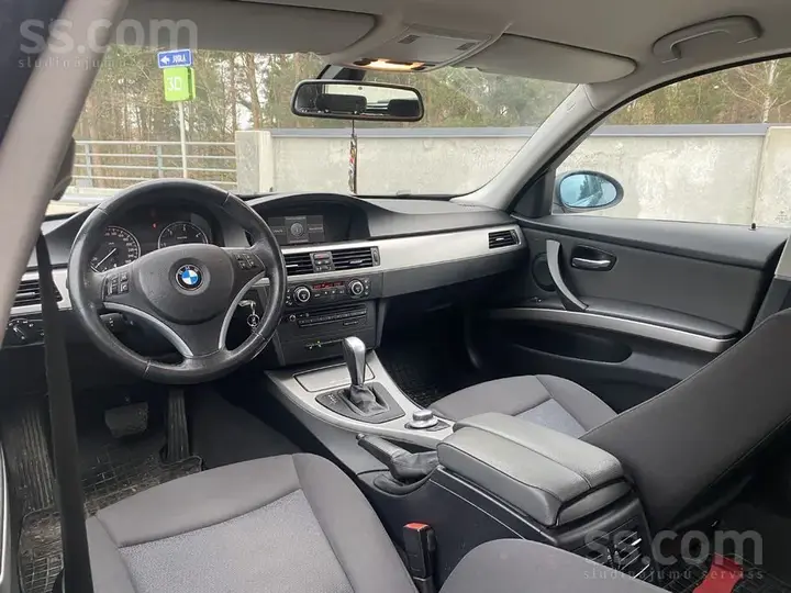 BMW 320D 2008 photo 5