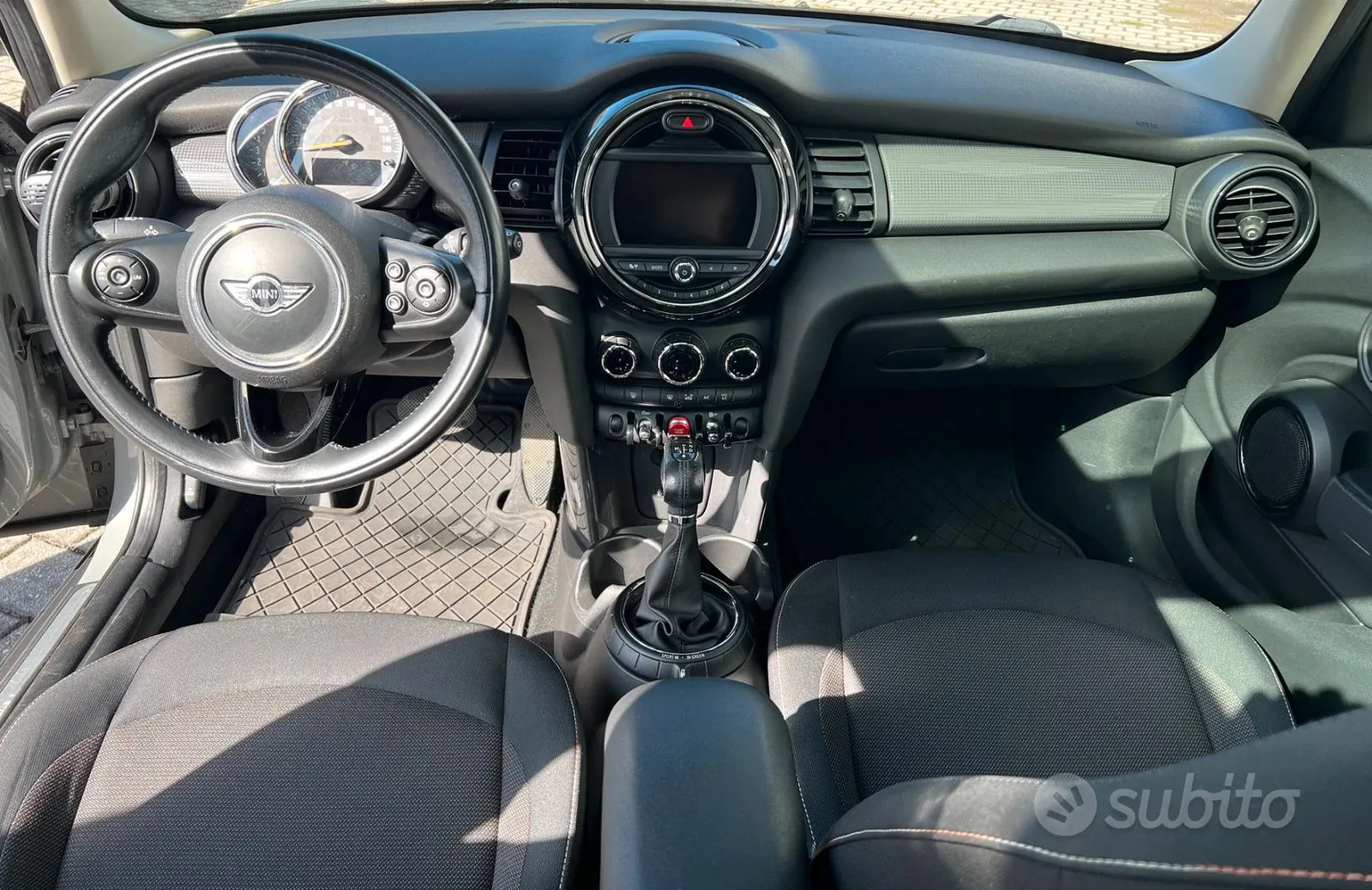 Mini Cooper 2016 photo 3