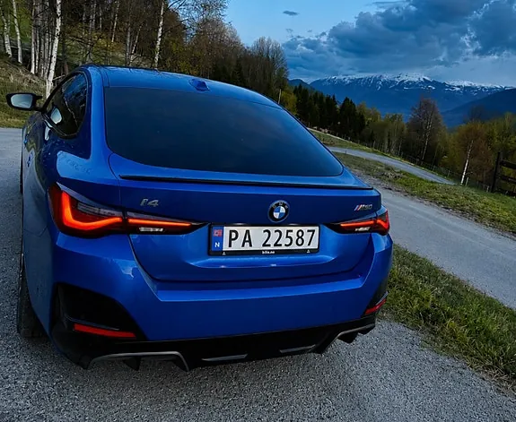 BMW I4 2024 photo 2