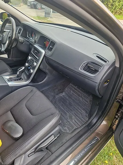 Volvo V60 Cross Country 2016 photo 5