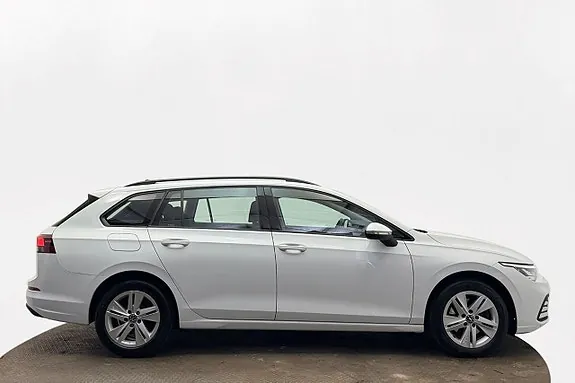 Volkswagen Golf I 2023 photo 5