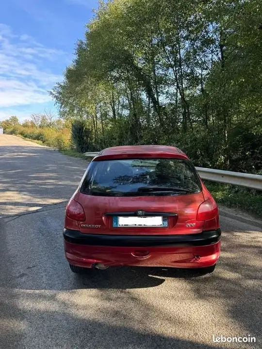 Peugeot 206 2006 photo 2