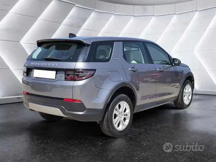Land Rover Discovery Sport 2021 photo 4