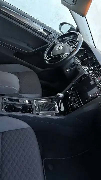 Volkswagen Golf Variant 2019 photo 3