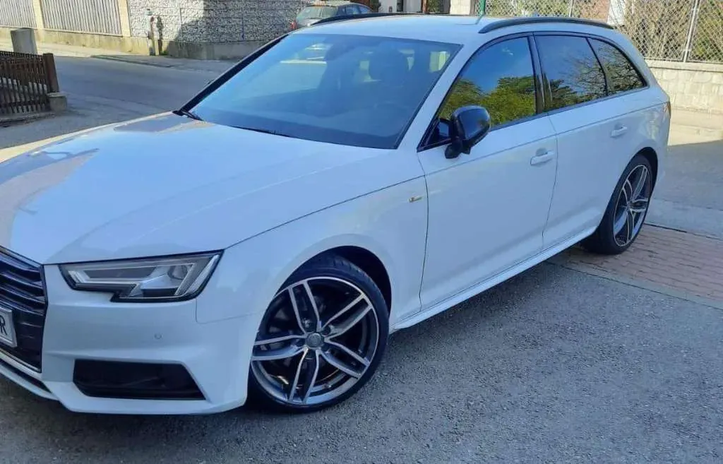 Audi A4 2017 photo 3