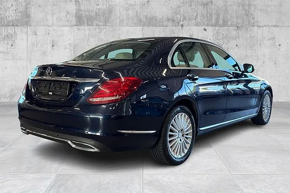 Mercedes-Benz C180 2015 photo 5