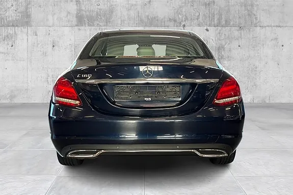 Mercedes-Benz C180 2015 photo 4