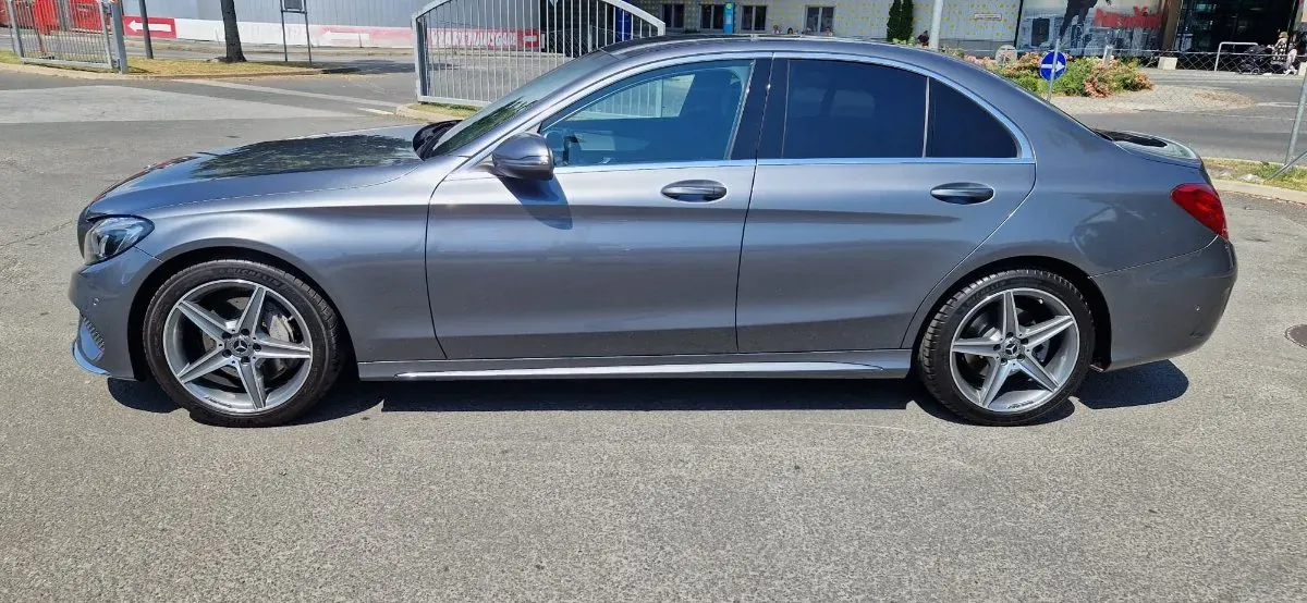Mercedes-Benz C-Class 2017 photo 2